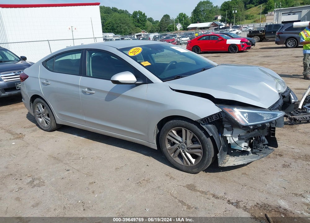2020 HYUNDAI ELANTRA SEL VIN: 5NPD84LF6LH513018