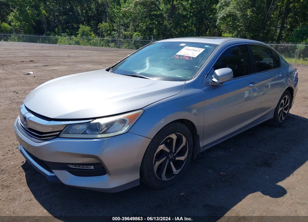 2016 HONDA ACCORD VIN: 1HGCR2F01GA163235