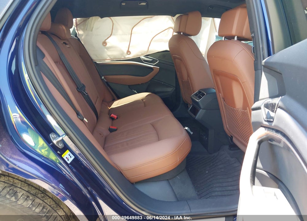 2022 AUDI E-TRON PREMIUM QUATTRO VIN: WA1AAAGE9NB037899