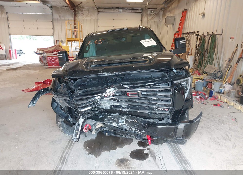 2024 GMC SIERRA 2500HD 4WD STANDARD BED AT4 VIN: 1GT49PEY7RF256449