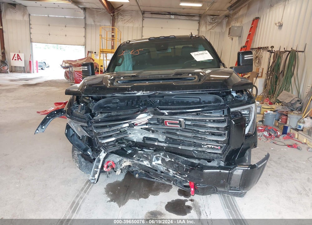 2024 GMC SIERRA 2500HD 4WD STANDARD BED AT4 VIN: 1GT49PEY7RF256449