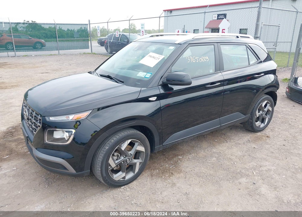 2021 HYUNDAI VENUE SEL VIN: KMHRC8A33MU082614