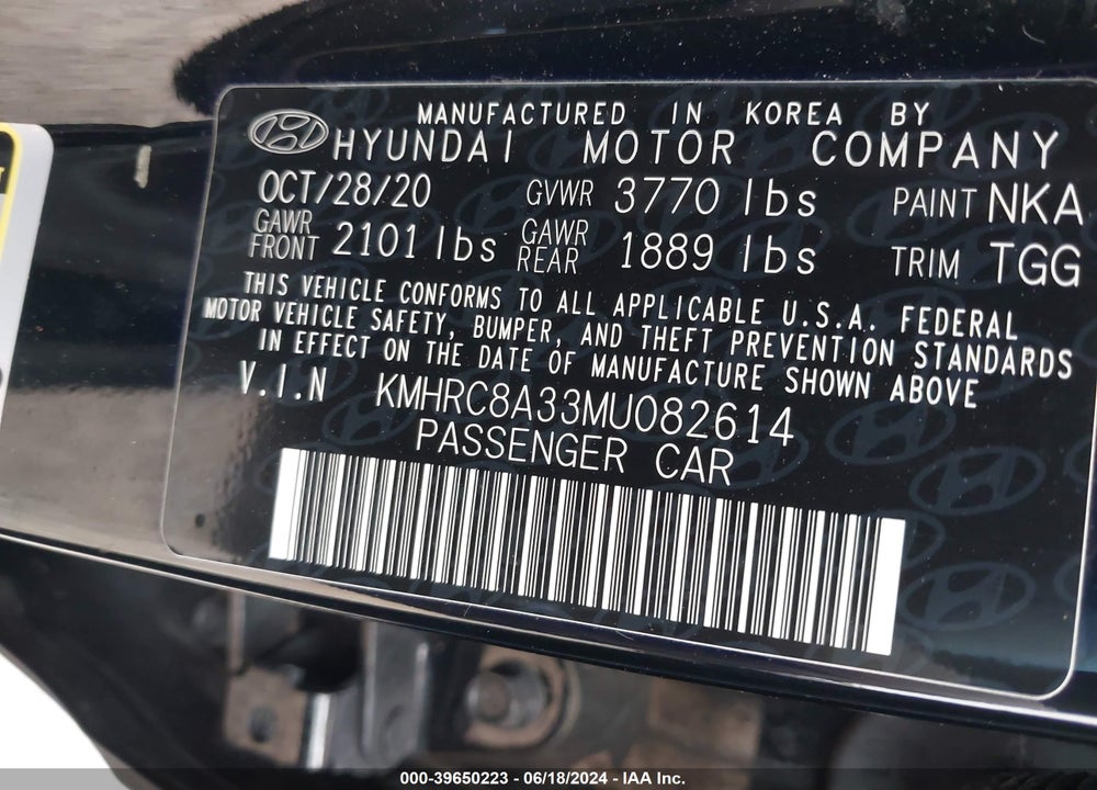 2021 HYUNDAI VENUE SEL VIN: KMHRC8A33MU082614