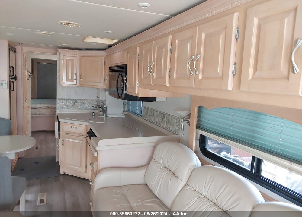 2002 SPARTAN MOTORS MOTORHOME 4VZ VIN: 4VZBN24972C041224