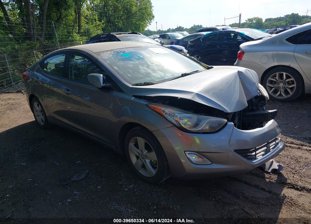 2013 HYUNDAI ELANTRA GLS VIN: KMHDH4AE1DU918670