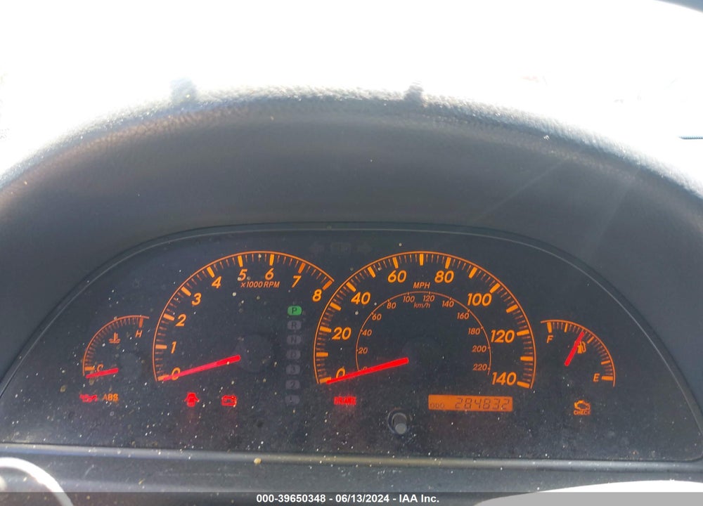 2005 TOYOTA CAMRY SE VIN: 4T1BE32K75U561995