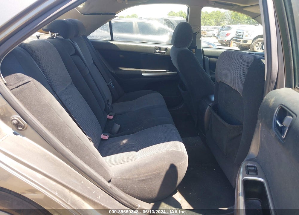 2005 TOYOTA CAMRY SE VIN: 4T1BE32K75U561995