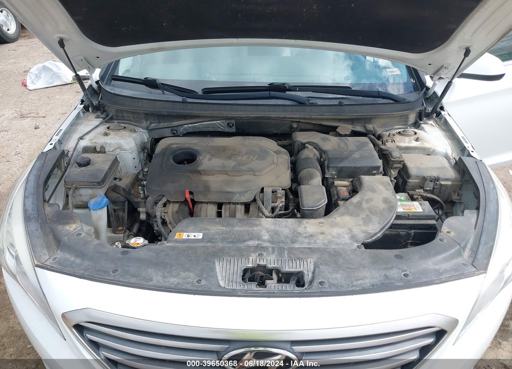 2015 HYUNDAI SONATA SE VIN: 5NPE24AF6FH059074