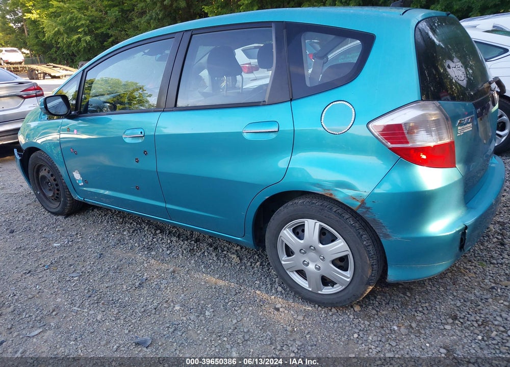 2012 HONDA FIT VIN: JHMGE8H34CC028270
