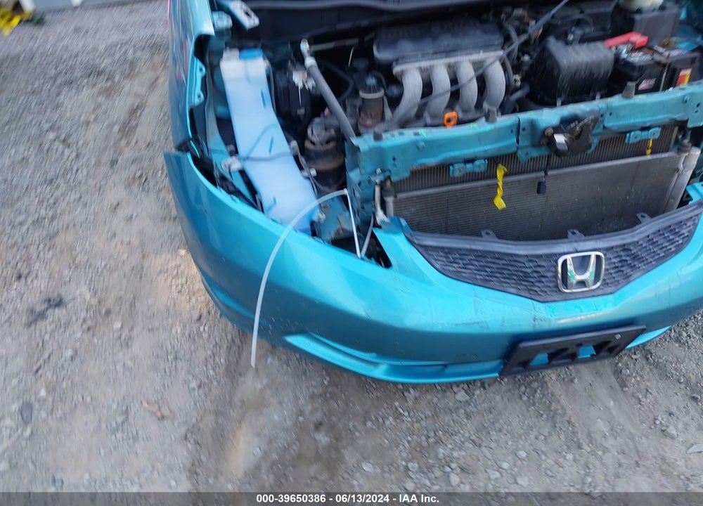 2012 HONDA FIT VIN: JHMGE8H34CC028270