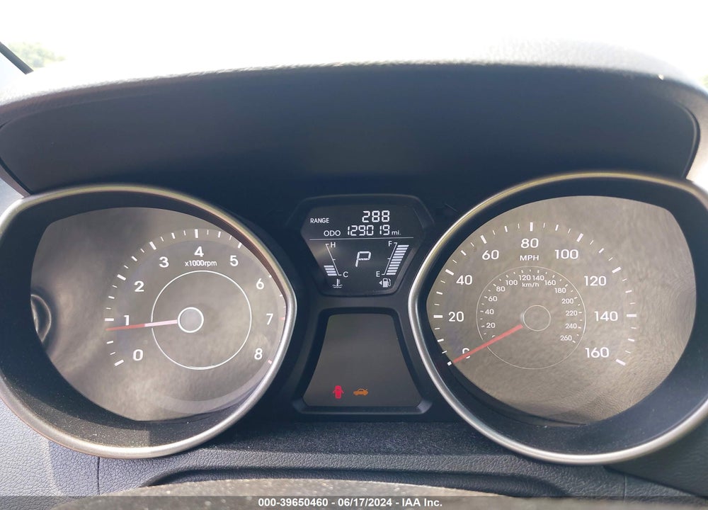 2011 HYUNDAI ELANTRA LIMITED VIN: 5NPDH4AE1BH039830