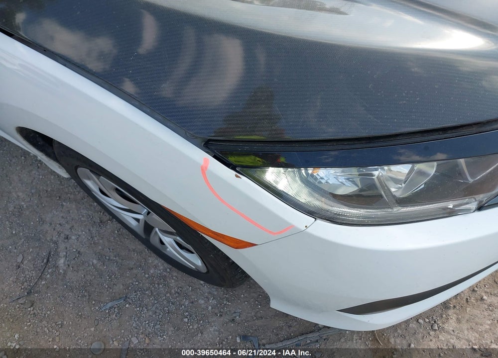 2018 HONDA CIVIC LX VIN: 19XFC2F50JE029507