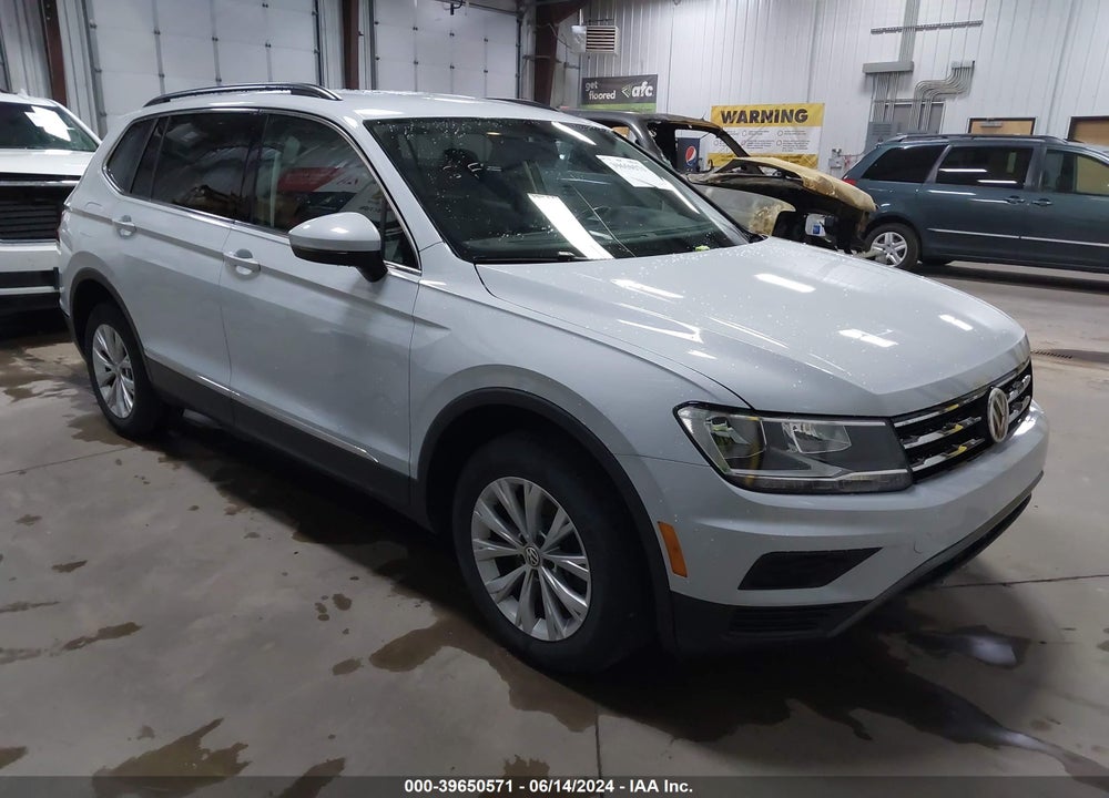2018 VOLKSWAGEN TIGUAN 2.0T SE/2.0T SEL VIN: 3VV3B7AX8JM078649