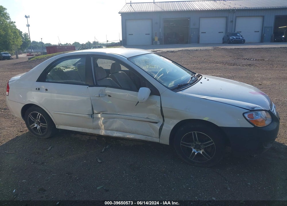 2009 KIA SPECTRA EX VIN: KNAFE221895628172