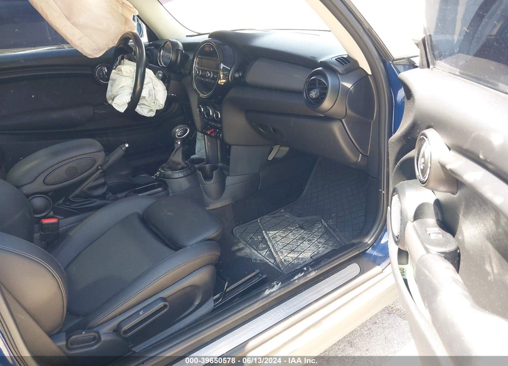 2015 MINI HARDTOP COOPER VIN: WMWXM5C5XF3A60401