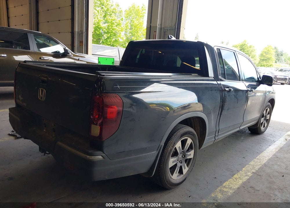 2017 HONDA RIDGELINE RTL-T VIN: 5FPYK2F62HB006696