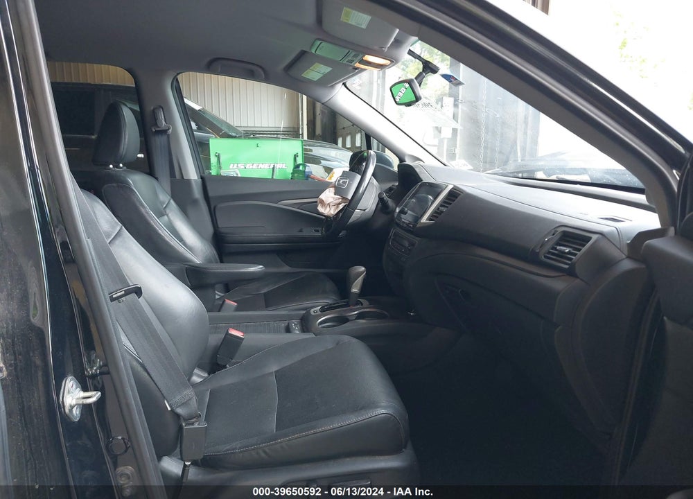 2017 HONDA RIDGELINE RTL-T VIN: 5FPYK2F62HB006696