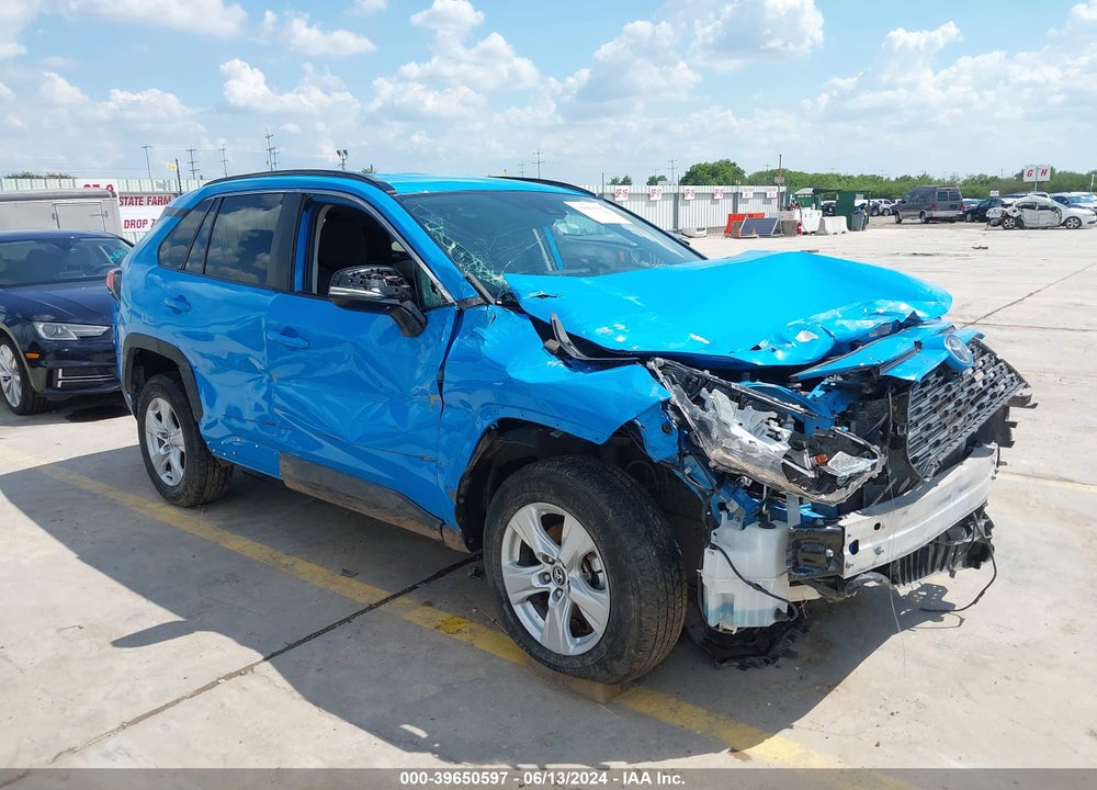 2021 TOYOTA RAV4 XLE/XLE PREMIUM VIN: 2T3W1RFV1MC086064