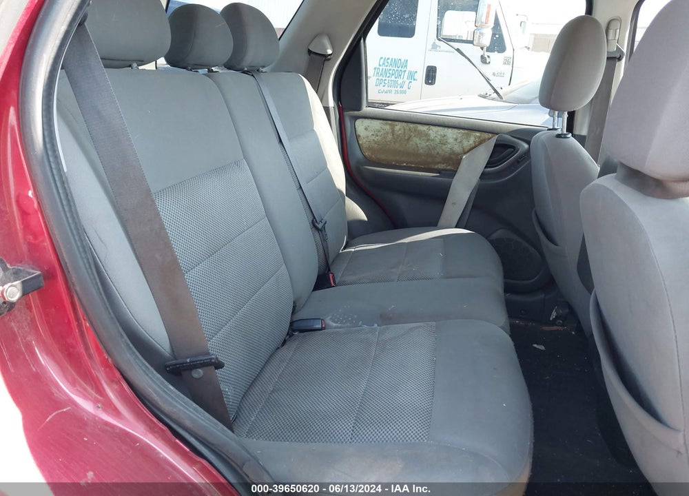 2005 FORD ESCAPE XLT VIN: 1FMYU931X5KC04974