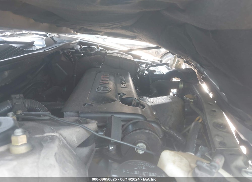 2004 TOYOTA CAMRY LE VIN: 4T1BE32K94U792881