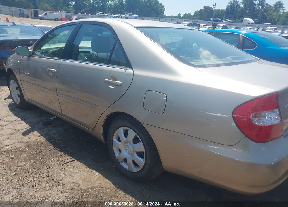 2004 TOYOTA CAMRY LE VIN: 4T1BE32K94U792881