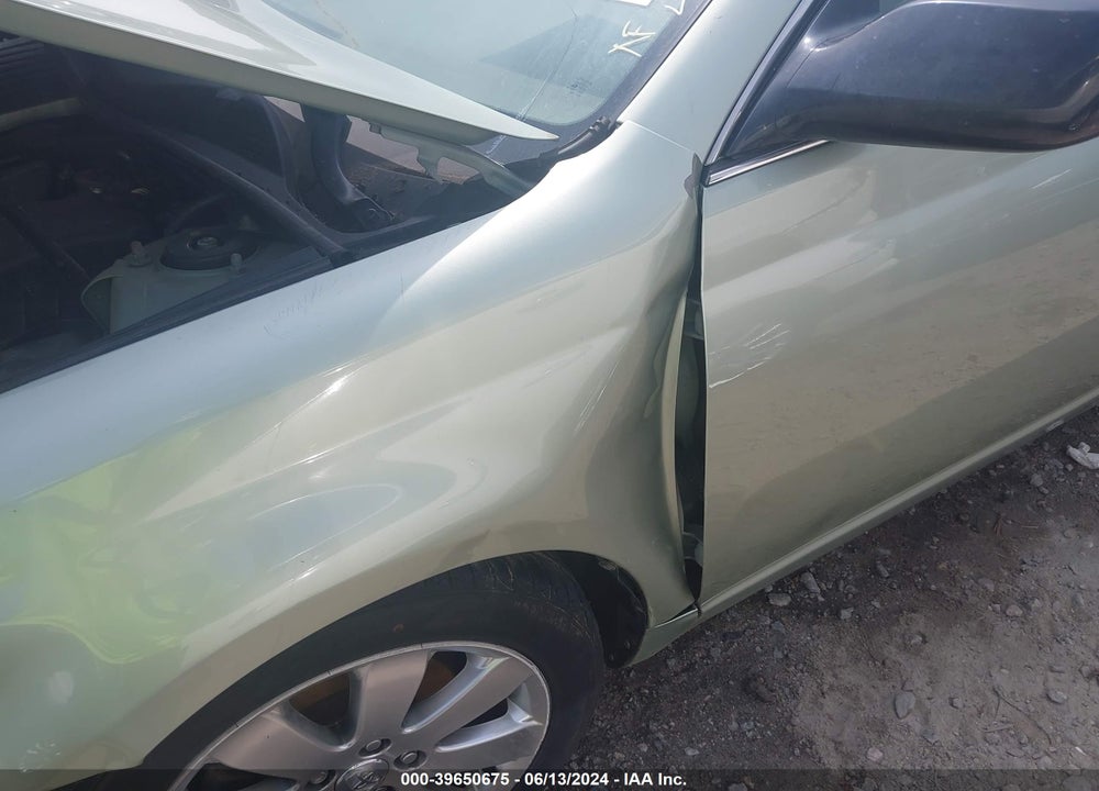 2005 TOYOTA AVALON VIN: 4T1BK36B75U022747