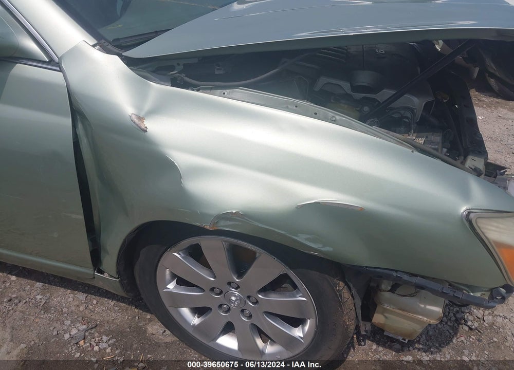 2005 TOYOTA AVALON VIN: 4T1BK36B75U022747