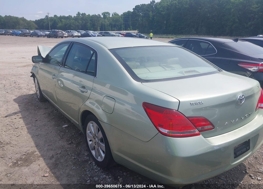 2005 TOYOTA AVALON VIN: 4T1BK36B75U022747