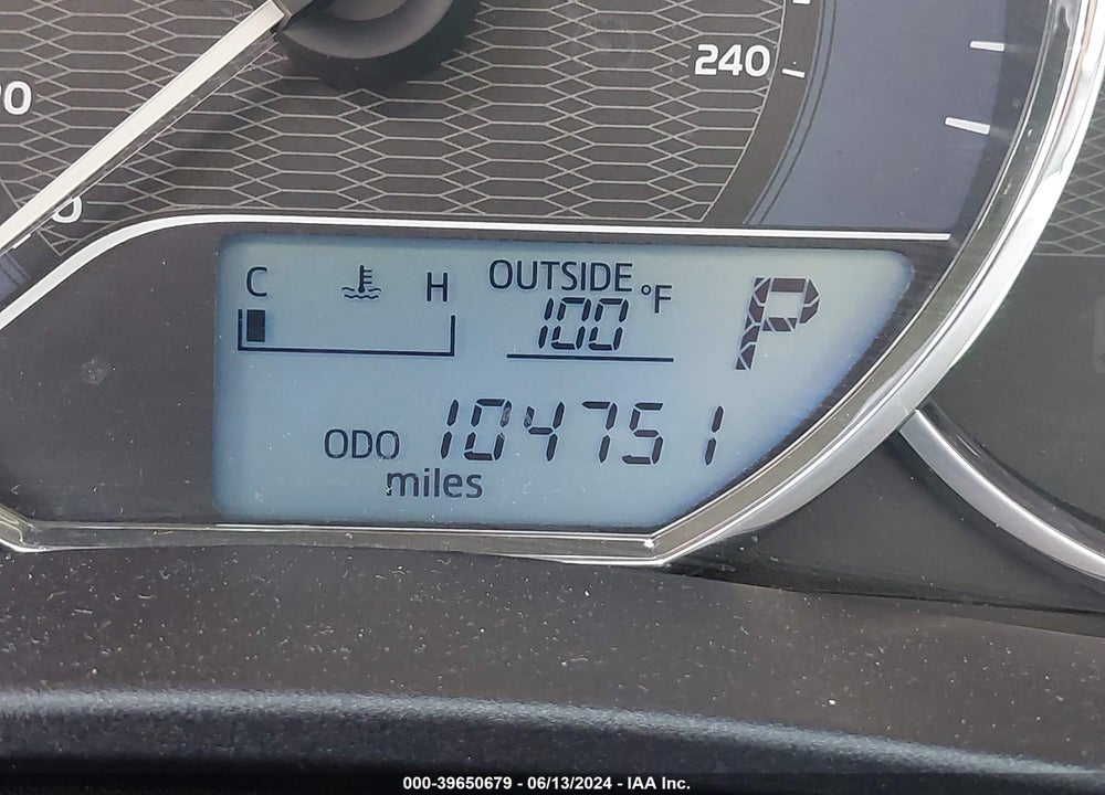 2015 TOYOTA COROLLA LE VIN: 5YFBURHE8FP226089