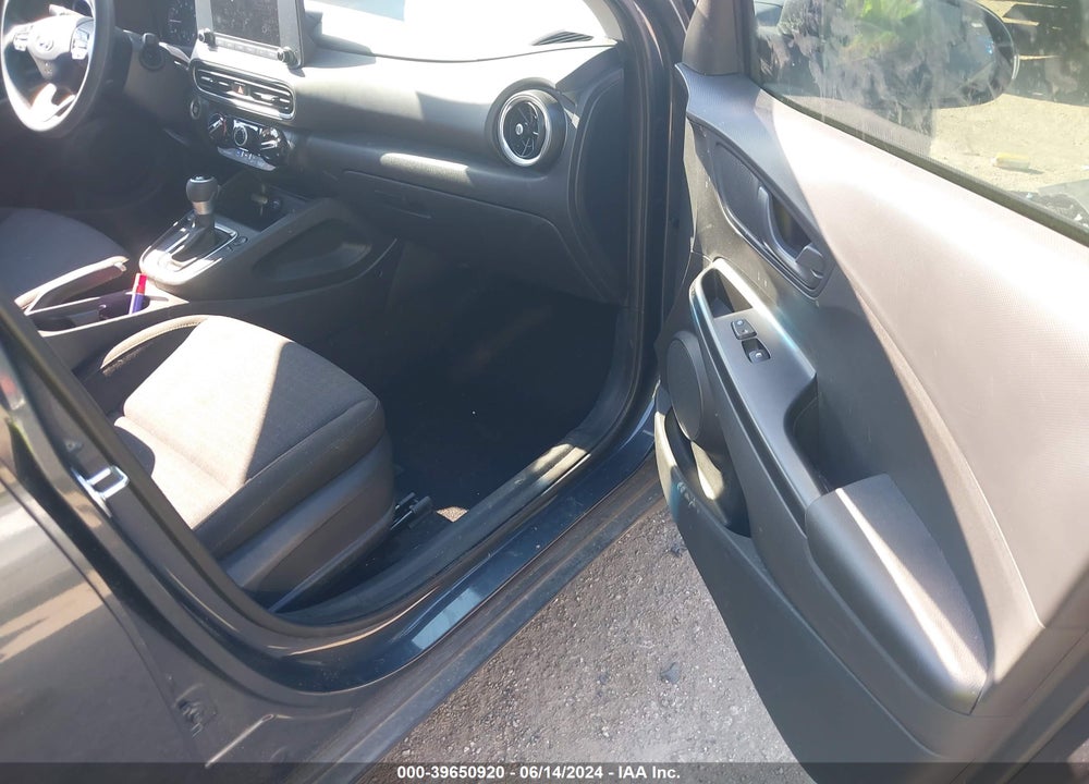 2022 HYUNDAI KONA SEL VIN: KM8K62AB8NU927245