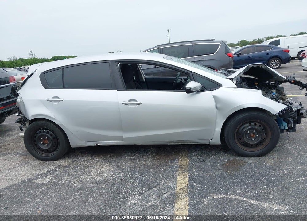 2017 KIA FORTE LX VIN: KNAFK5A84H5670765