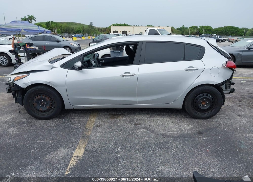 2017 KIA FORTE LX VIN: KNAFK5A84H5670765