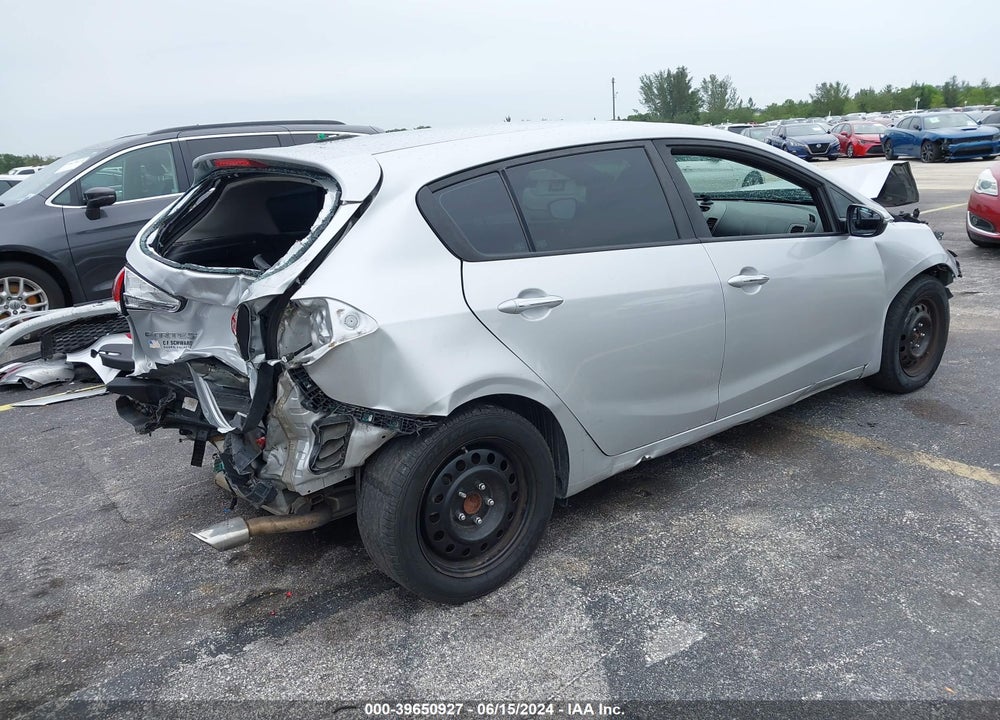 2017 KIA FORTE LX VIN: KNAFK5A84H5670765
