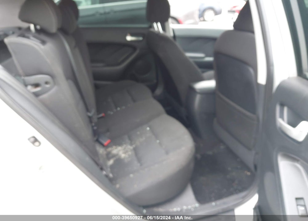 2017 KIA FORTE LX VIN: KNAFK5A84H5670765