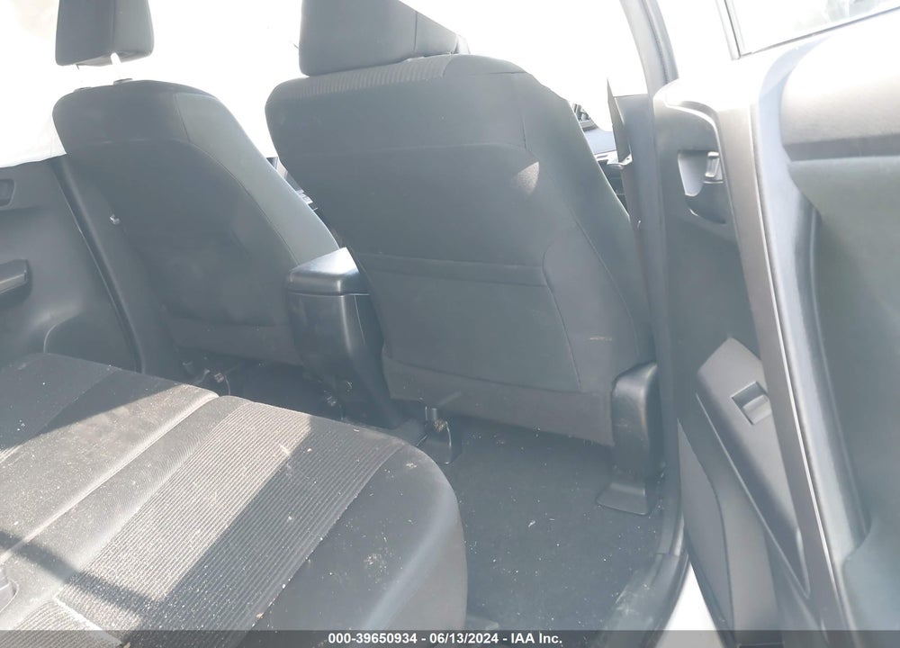 2018 TOYOTA RAV4 LE VIN: JTMBFREVXJJ746662