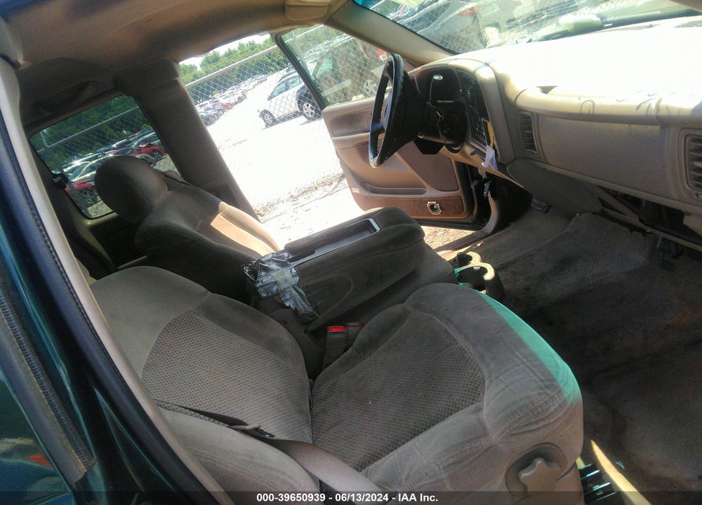 2001 CHEVROLET SILVERADO 1500 LS VIN: 1GCEC19T31Z172777