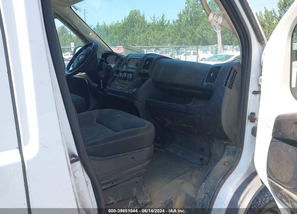 2018 RAM PROMASTER 1500 LOW ROOF 136 WB VIN: 3C6TRVAG3JE155685