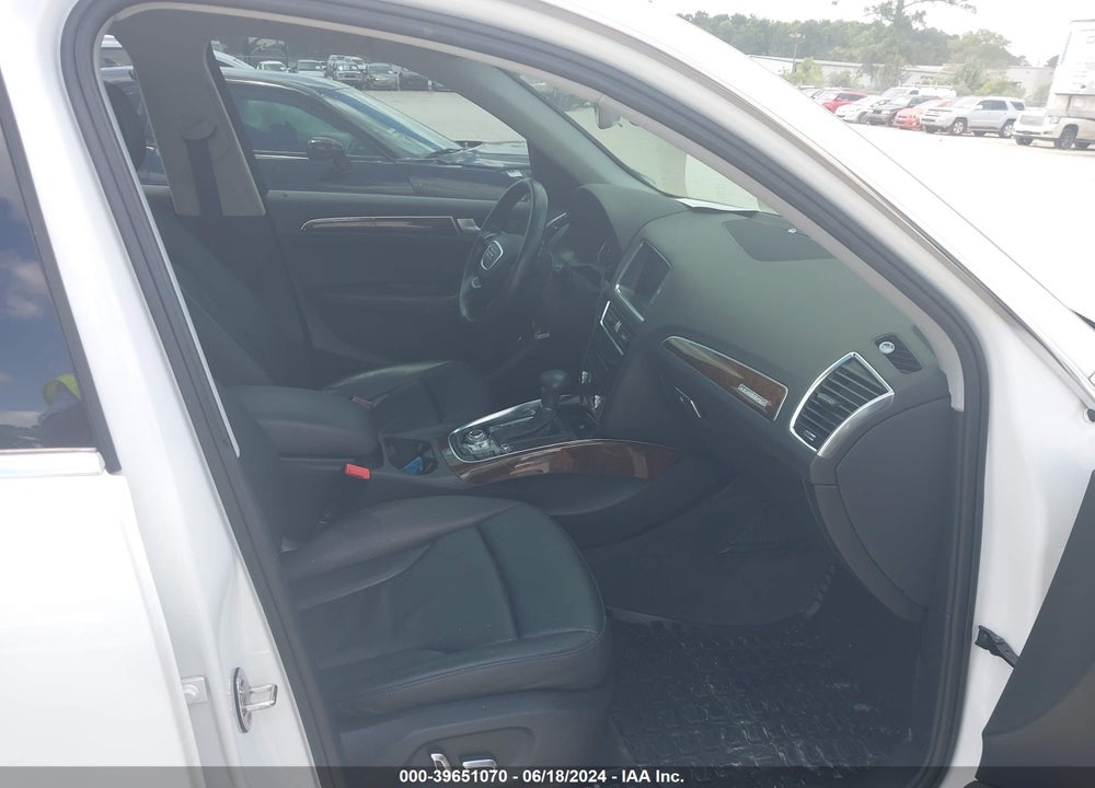 2015 AUDI Q5 2.0T PREMIUM VIN: WA1CFAFP5FA113428