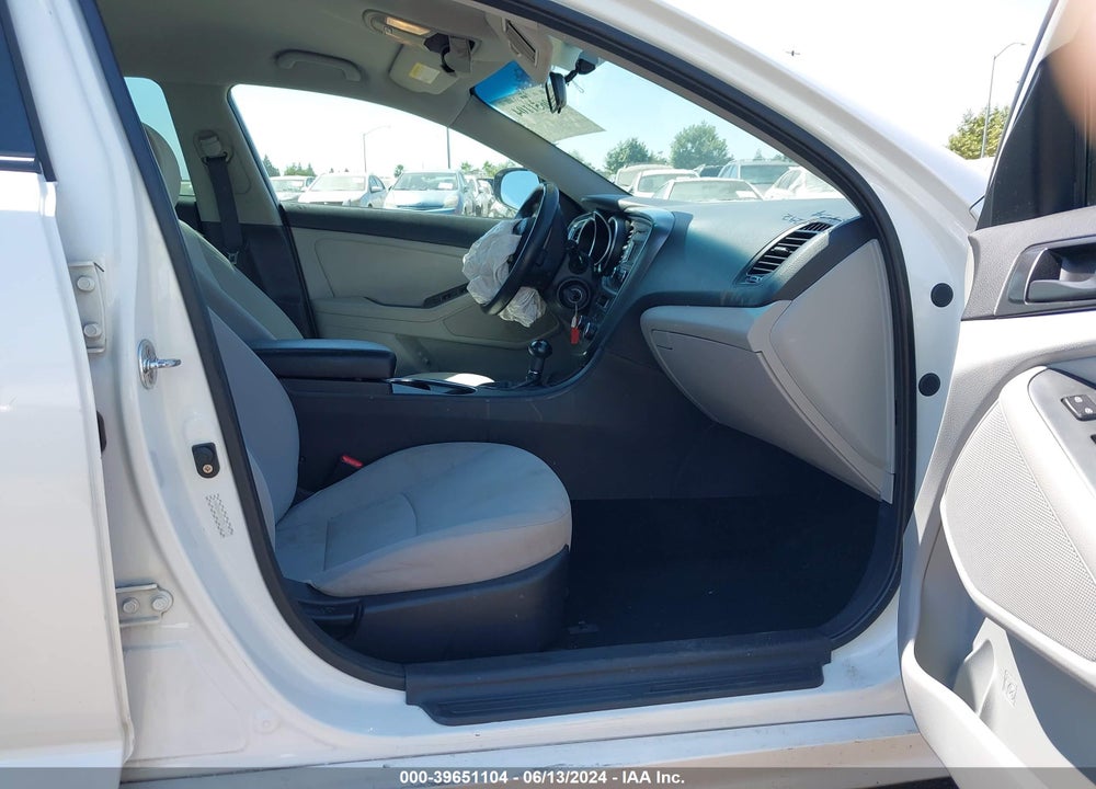 2015 KIA OPTIMA LX VIN: KNAGM4A78F5563117