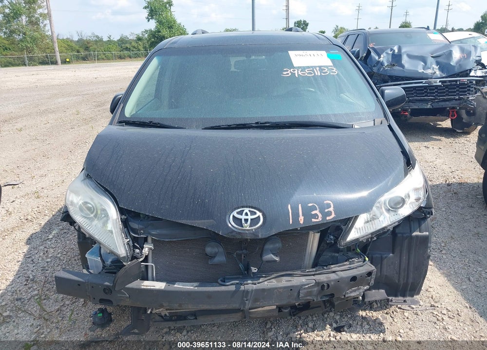 2017 TOYOTA SIENNA XLE 7 PASSENGER VIN: 5TDDZ3DC1HS179011