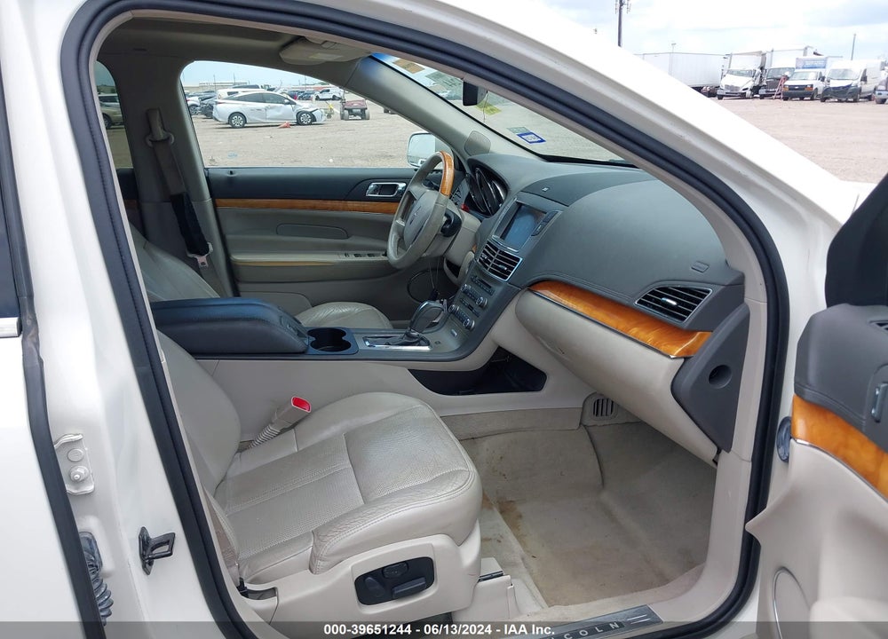 2012 LINCOLN MKT ECOBOOST VIN: 2LMHJ5AT8CBL50369