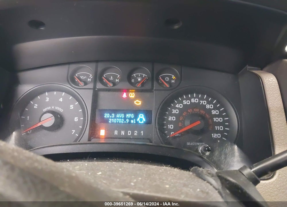 2009 FORD F-150 STX/XL VIN: 1FTRX12WX9FA78077