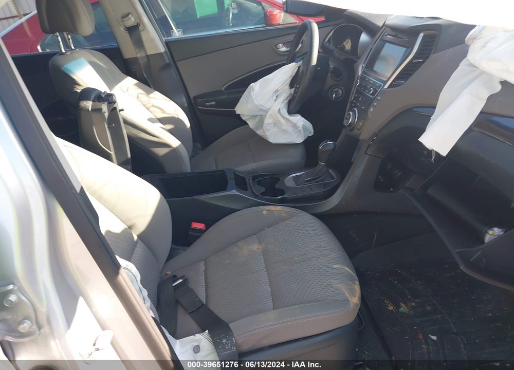 2017 HYUNDAI SANTA FE SE VIN: KM8SM4HFXHU213681