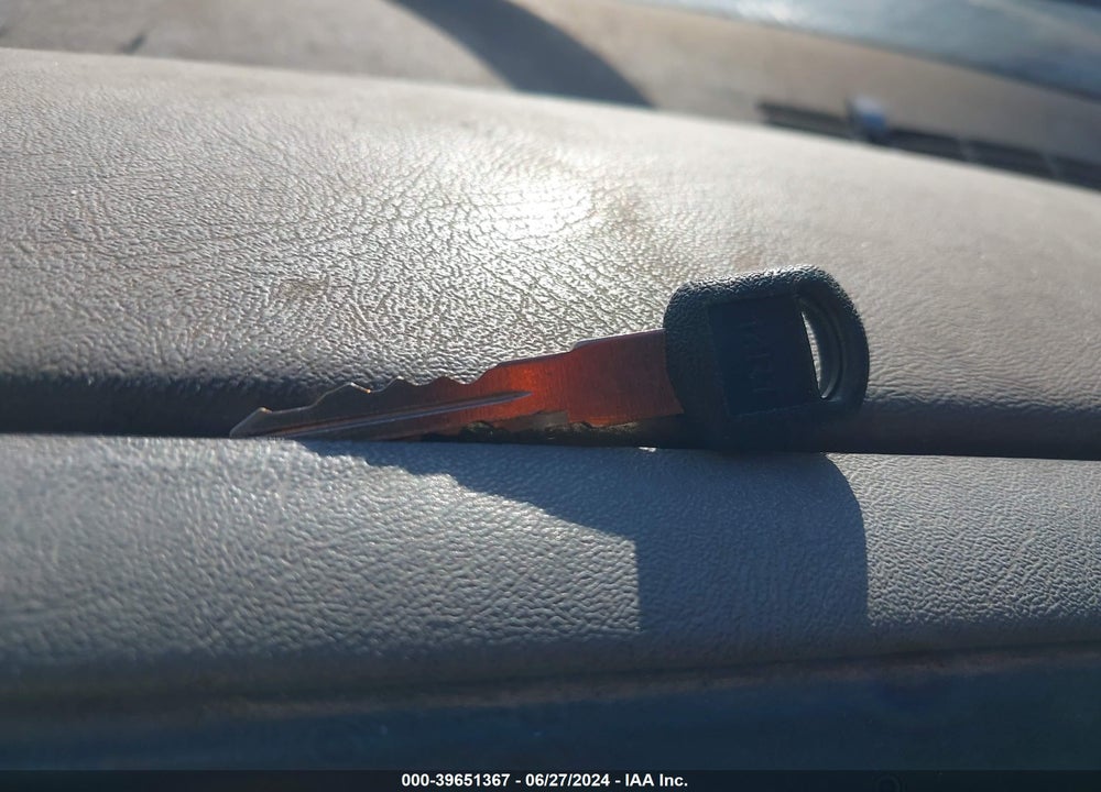 1996 CHEVROLET TAHOE K1500 VIN: 1GNEK13R3TJ302114
