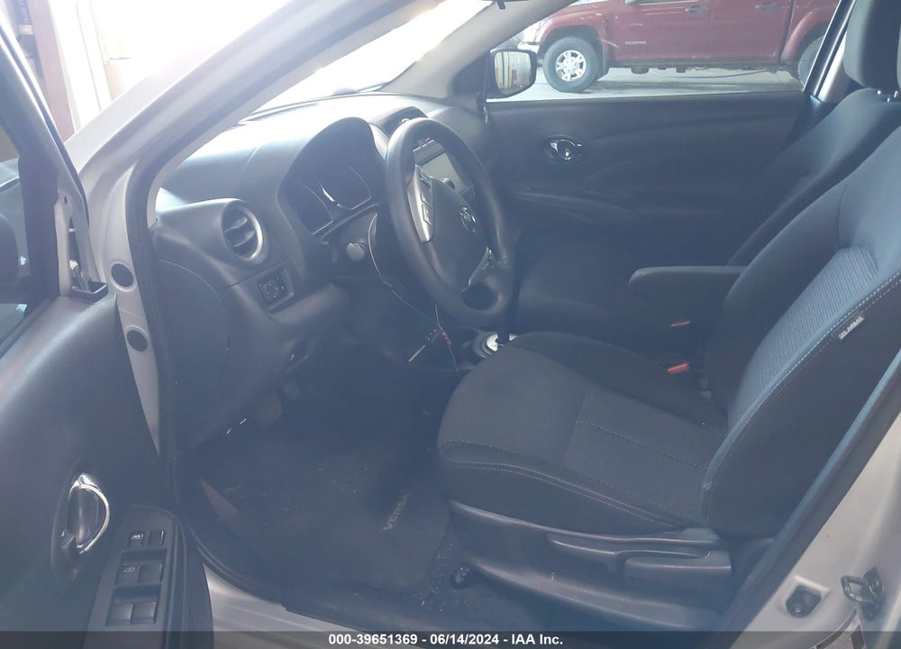 2019 NISSAN VERSA 1.6 SV VIN: 3N1CN7AP2KL854970