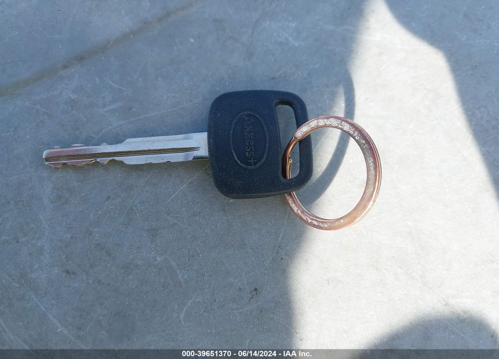 1996 TOYOTA AVALON XL/XLS VIN: 4T1BF12B3TU118712
