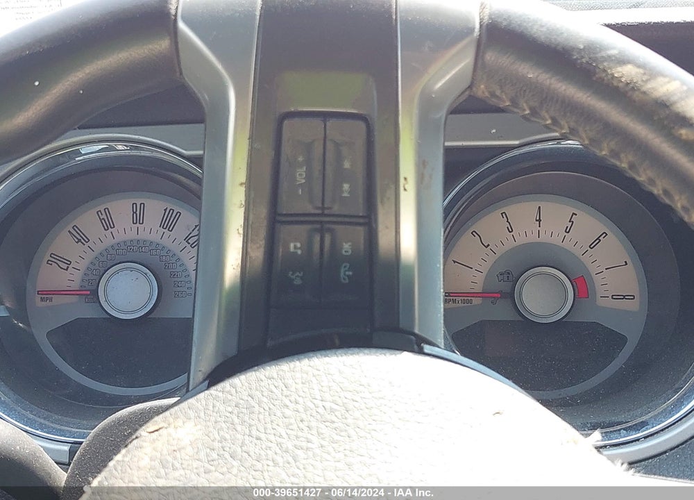 2011 FORD MUSTANG GT PREMIUM VIN: 1ZVBP8CF1B5135400