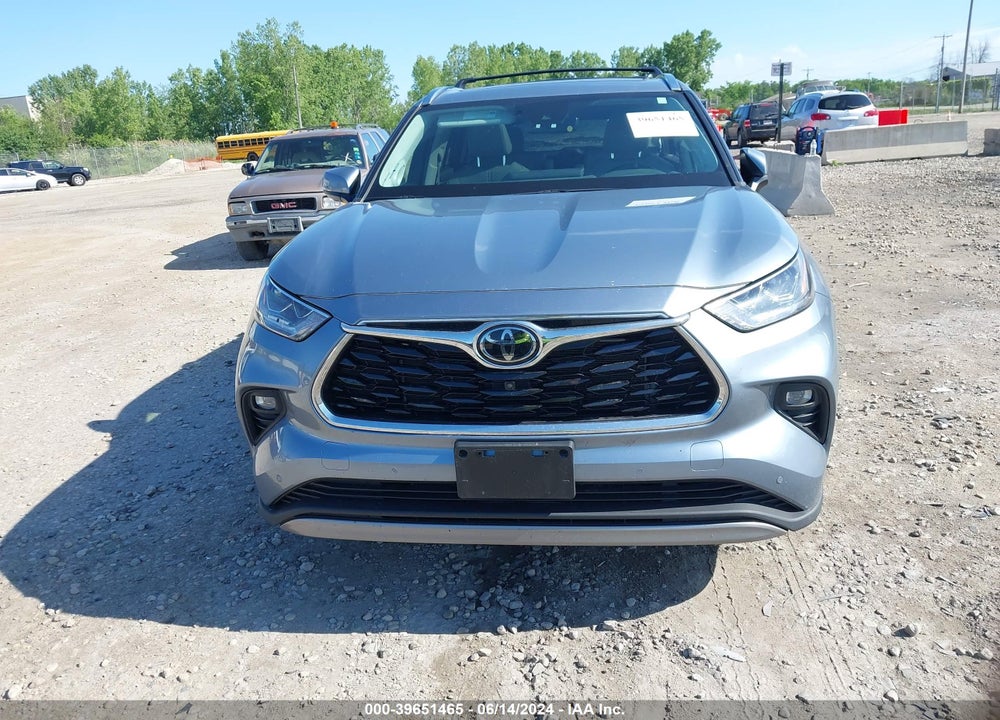 2022 TOYOTA HIGHLANDER PLATINUM VIN: 5TDFZRBH1NS225104
