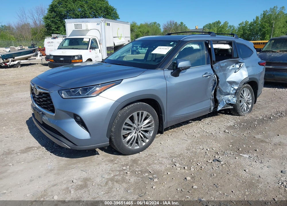2022 TOYOTA HIGHLANDER PLATINUM VIN: 5TDFZRBH1NS225104