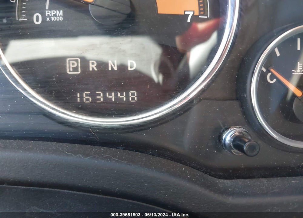2017 JEEP COMPASS VIN: 1C4NJDEB6HD135234